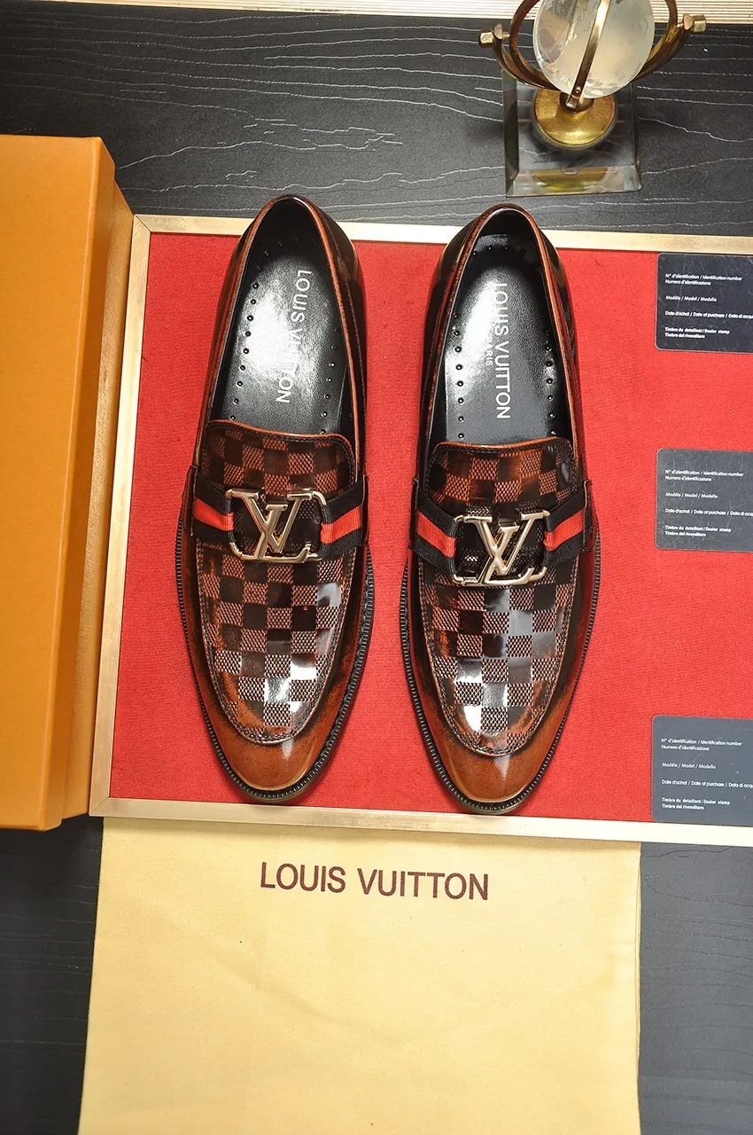 Men's shoes💰460💶【LOUIS VUITTON】(sheepskin lining) new cowhide LV formal shoes🎩🎩❗️🆘made one to one at the counter🎩original quality, imported cowhide upper➕full sheepskin lining➕original rubber outsole, {high quality visible}👣Size: 38-45 (45 custom-made)